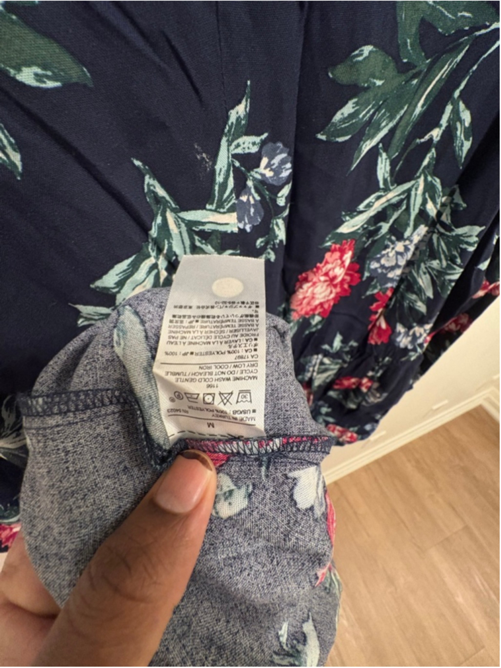 Banana Republic floral midi dress, Made in Turkey - Picture 7 of 11